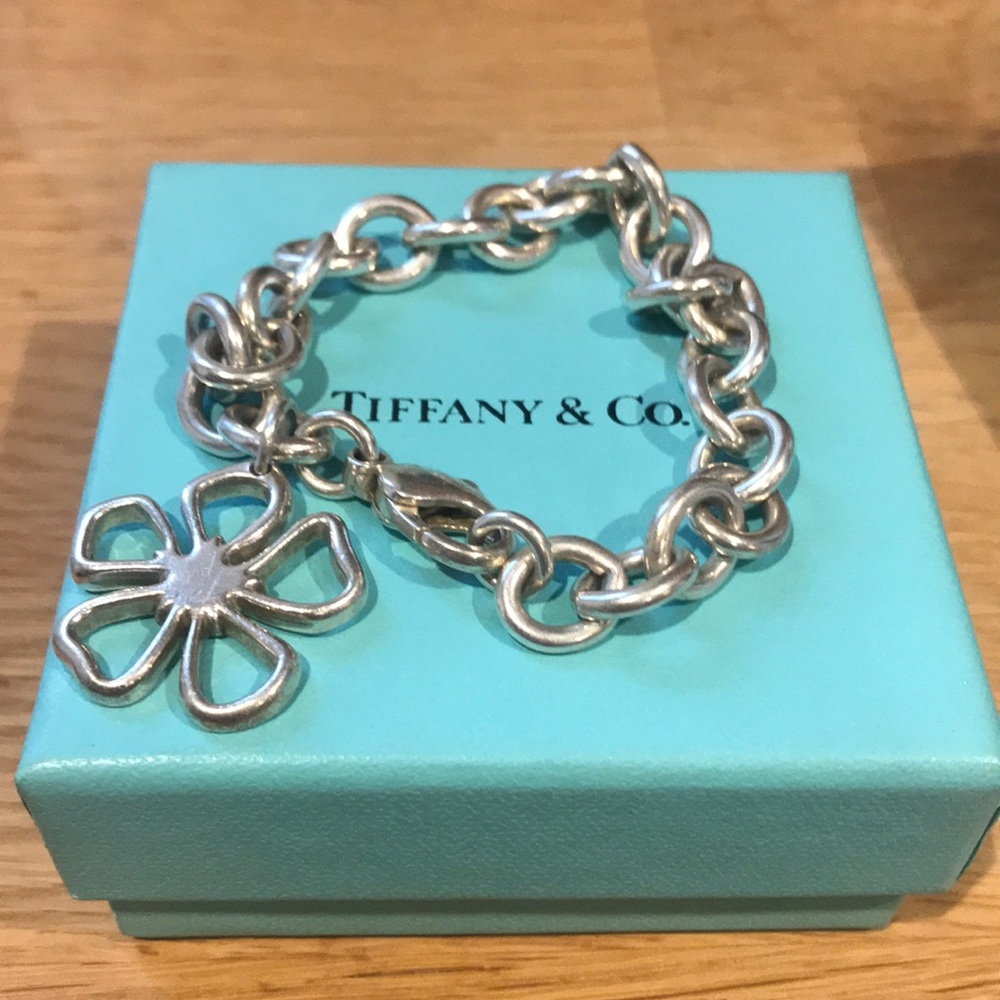 Tiffany daisy flower charm bracelet